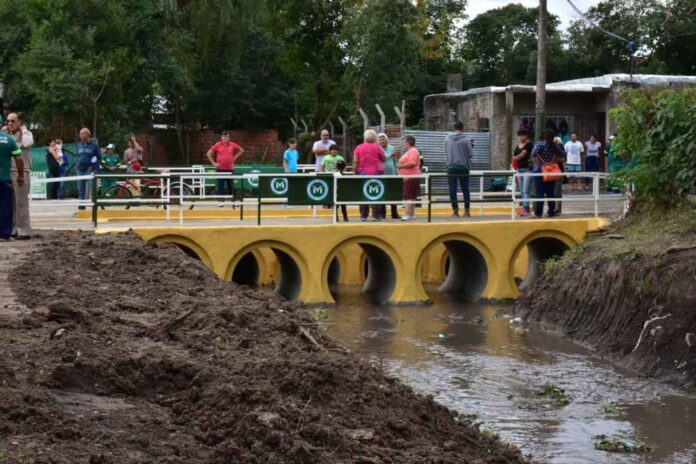 Puente en Parque San Martín