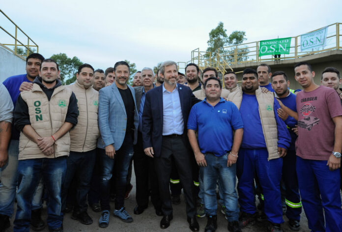 Merlo se suma a Aysa