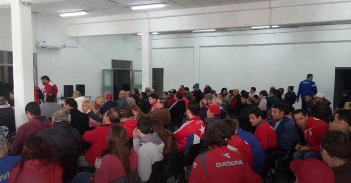 Asamblea en Deportivo Morón