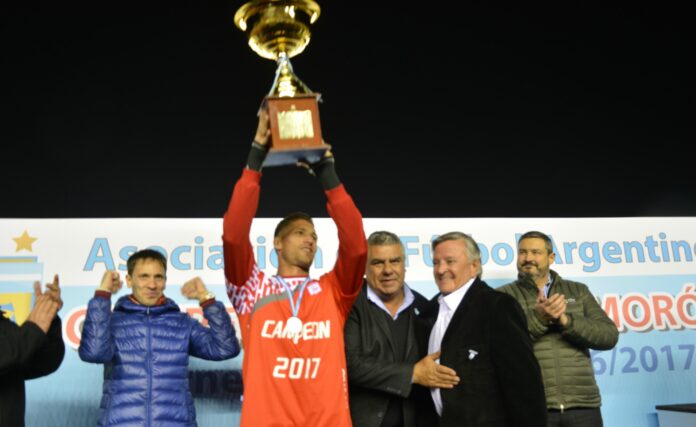 Morón campeón