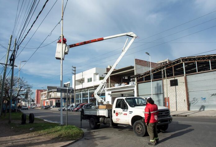 Reconversión lumínica en Morón