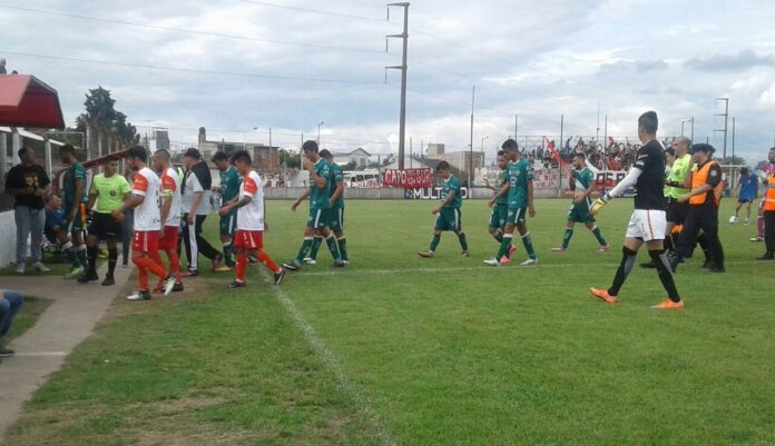Empate entre Cañuelas e Ituzaingó