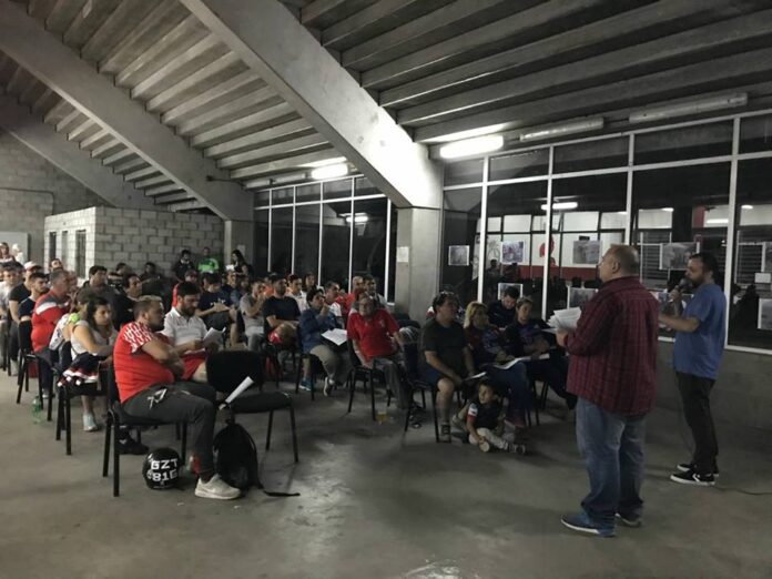 Departamento de socios en Deportivo Morón