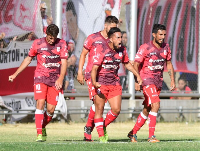 Morón cerró el año con triunfo