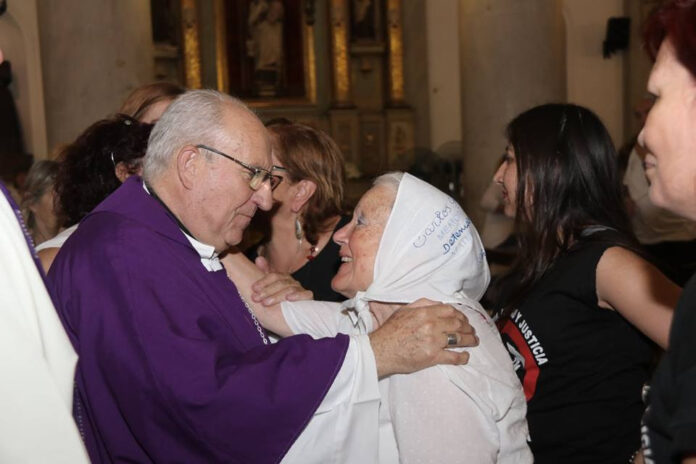 Misa por las monjas francesas