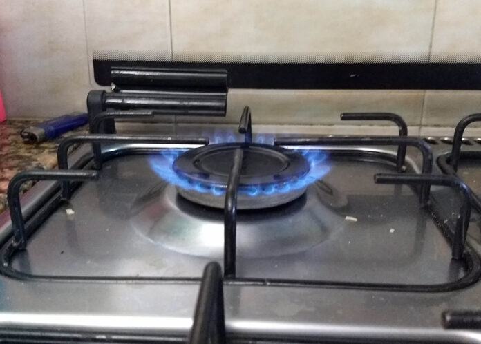 Gas