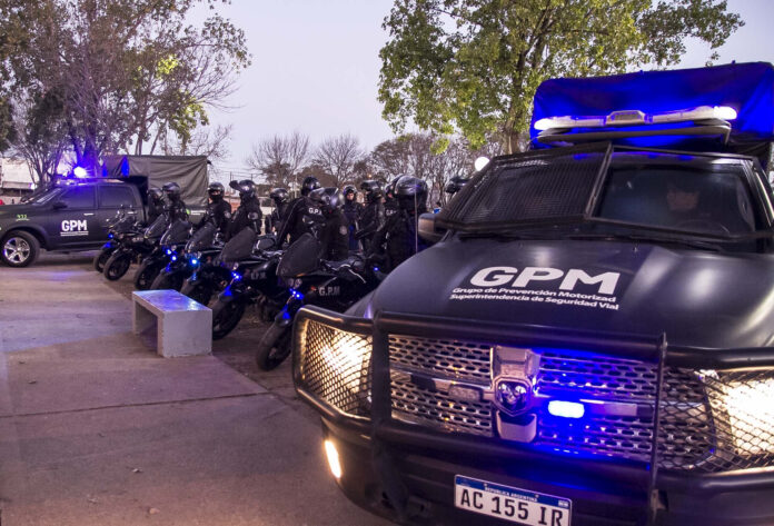 Policías motorizados Morón