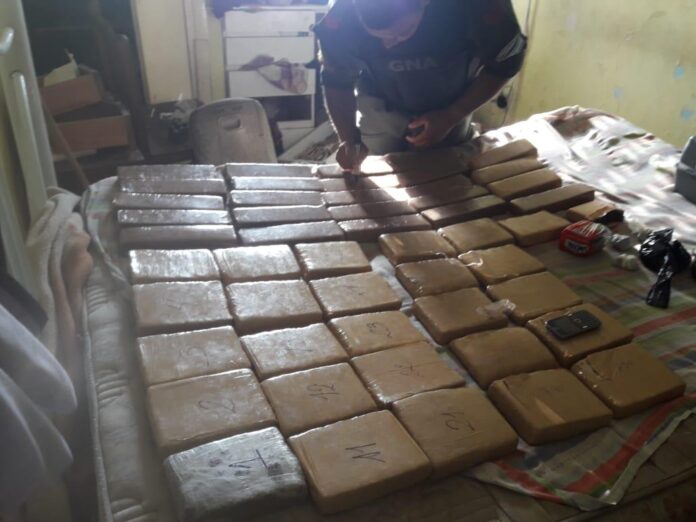 Secuestraron 51 kilos de marihuana