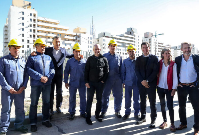 Macri encarado por obrero