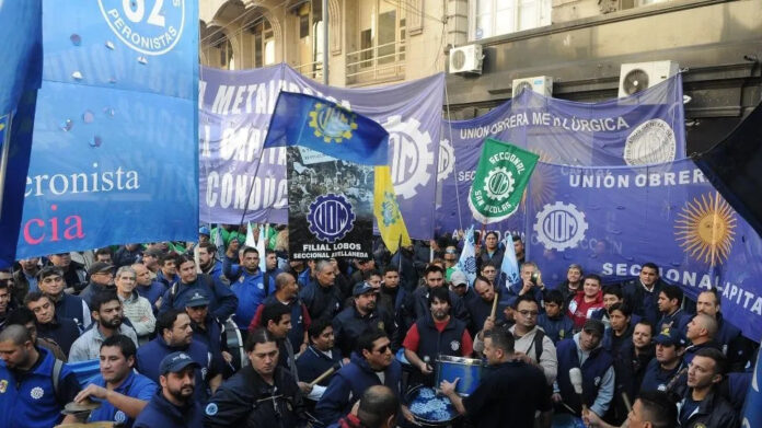UOM salarios