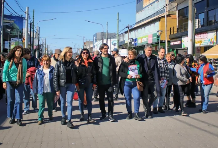 Myriam Bregman y Nicolás del Caño cerraron campaña en La Matanza