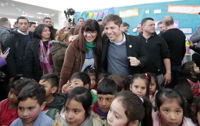 Kicillof anunció préstamos para docentes