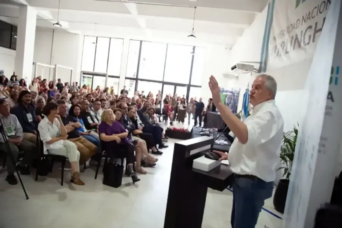 Jaime Perczyk reelecto como rector de la UNAHUR