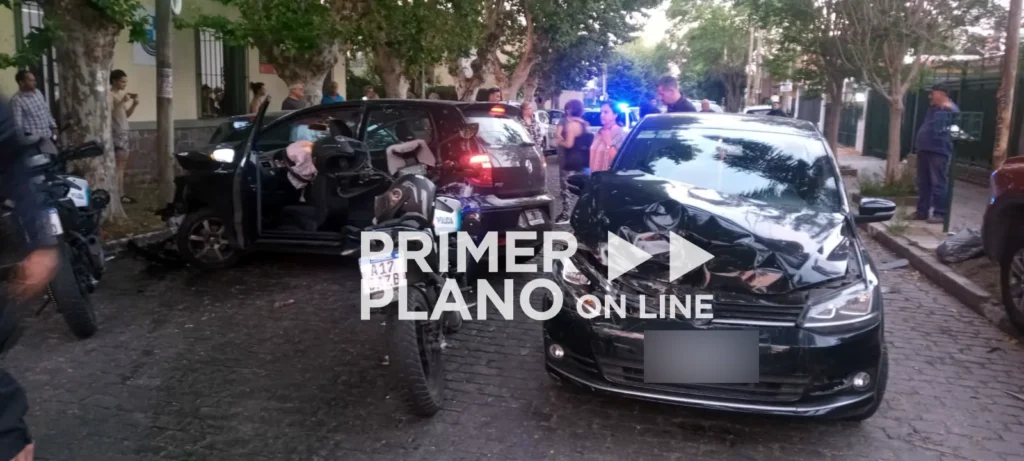 Choque de delincuentes en fuga en Villa Sarmiento