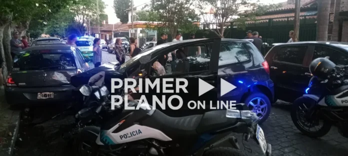 Choque de delincuentes en fuga en Villa Sarmiento