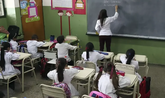 Ayuda Escolar
