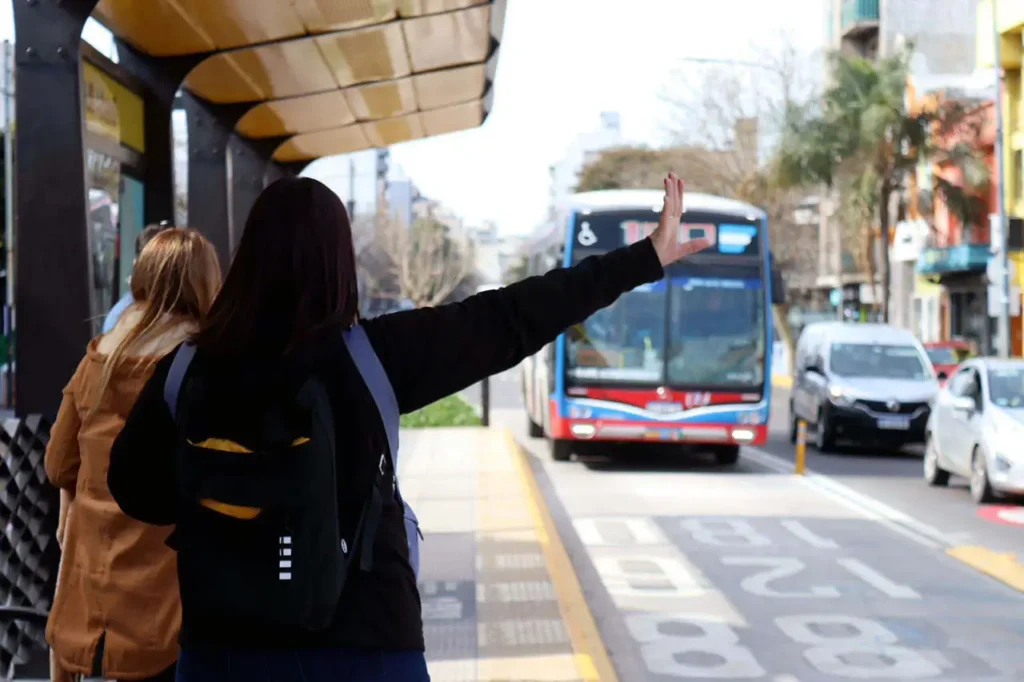 Aumento del pasaje de colectivos