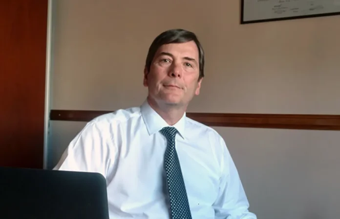 Críticas de Jorge Frega al DNU
