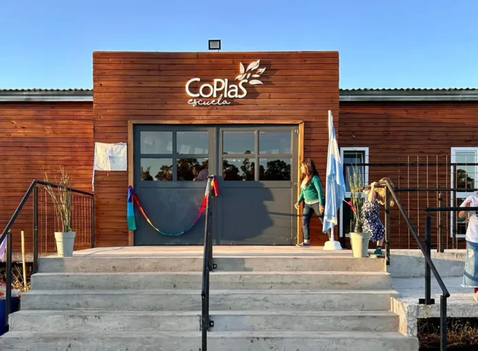 Escuela CoPLas Castelar abrió sus puertas