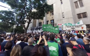 Universidades en pie de guerra