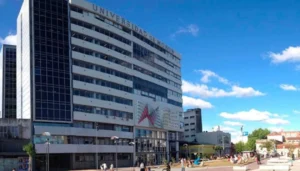 Universidad de Morón molesta con el intendente Lucas Ghi