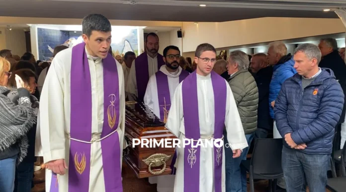 Pesar por el fallecimiento del cura Carlos Baccioli