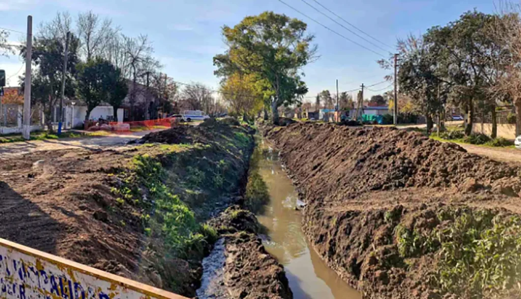Obras hídricas en Merlo