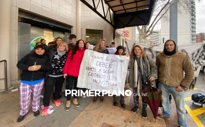 Acuerdo trabajadores ex clínica Constituyentes