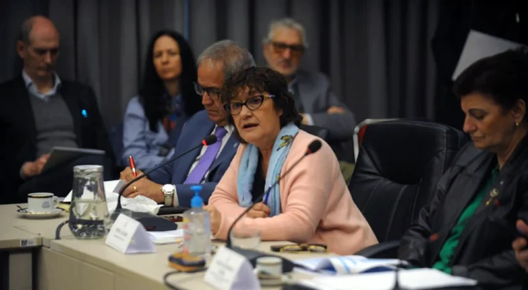 Un amparo judicial impide al Gobierno cobrarle el Impuesto a las Ganancias a docentes