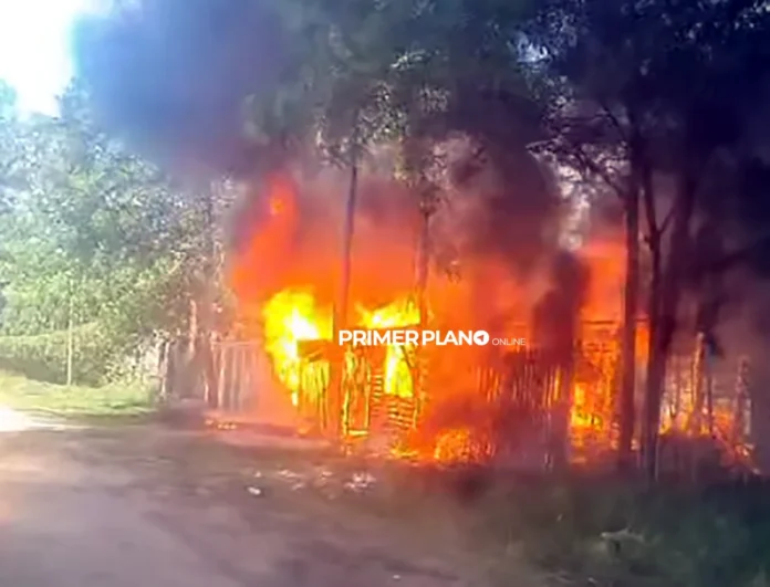 Incendio en Mariano Acosta
