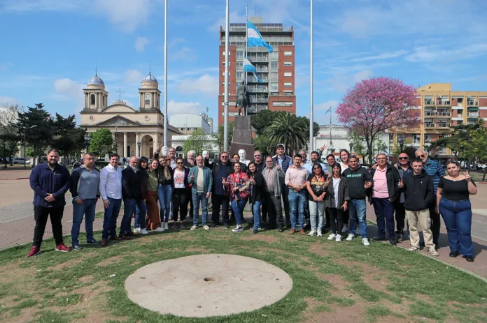 Mesa Cristina Presidenta en Morón