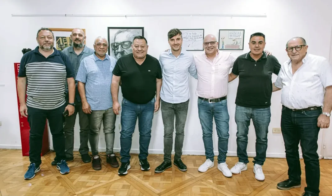 Lucas Ghi con la CGT Morón