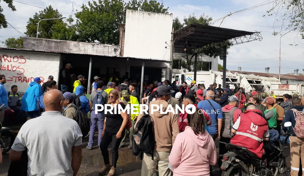 Protesta de municipales de Morón
