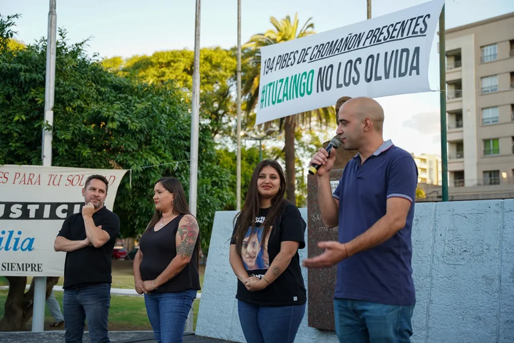 Homenaje a víctimas de Cromañón en Ituzaingó