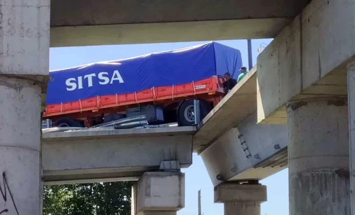 Camión atascado en Padua