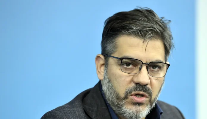 Reelección indefinida de intendentes