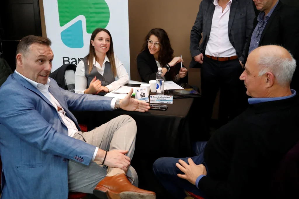 Ronda de negocios en La Matanza