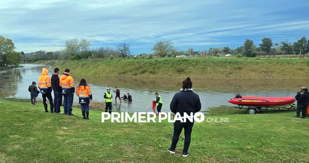 Búsqueda en el río Reconquista en Moreno