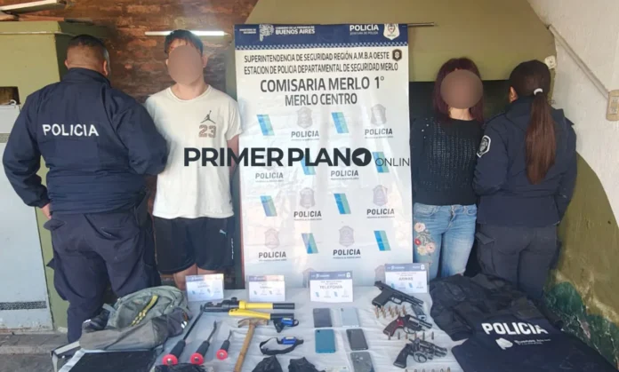 Pareja detenida tras entradera en Merlo