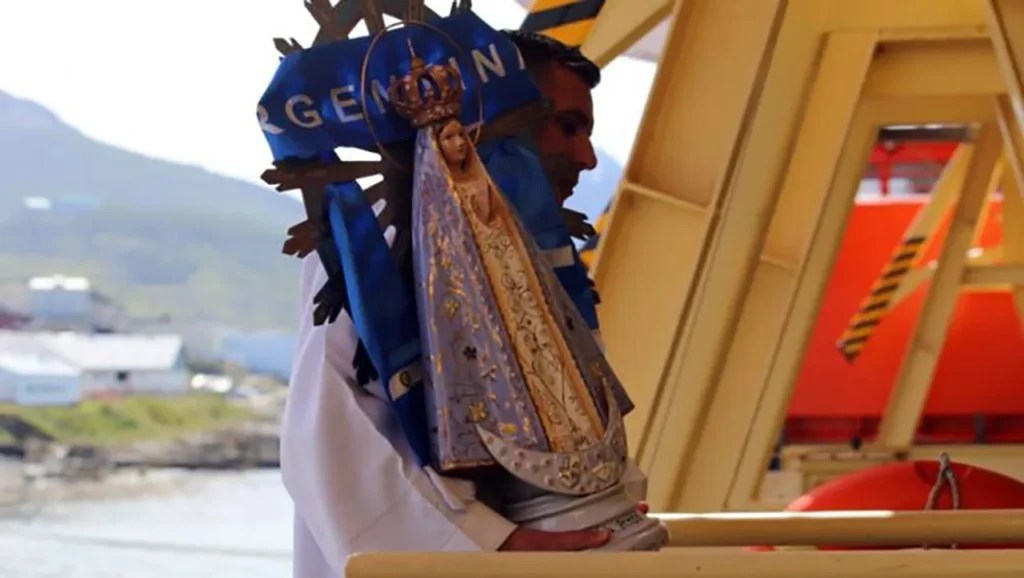 Virgen de Luján malvinera