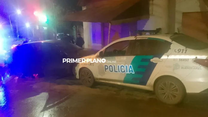 Chocó a dos patrulleros en persecución