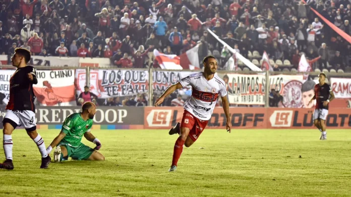 Deportivo Morón derrotó a Colón en el Urbano