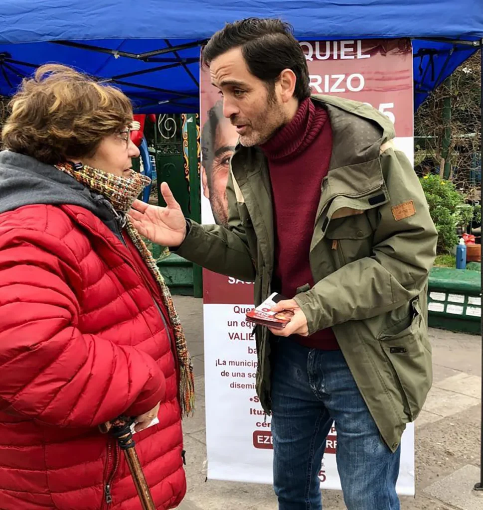 Ezequiel Carrizo de campaña por Ituzaingó