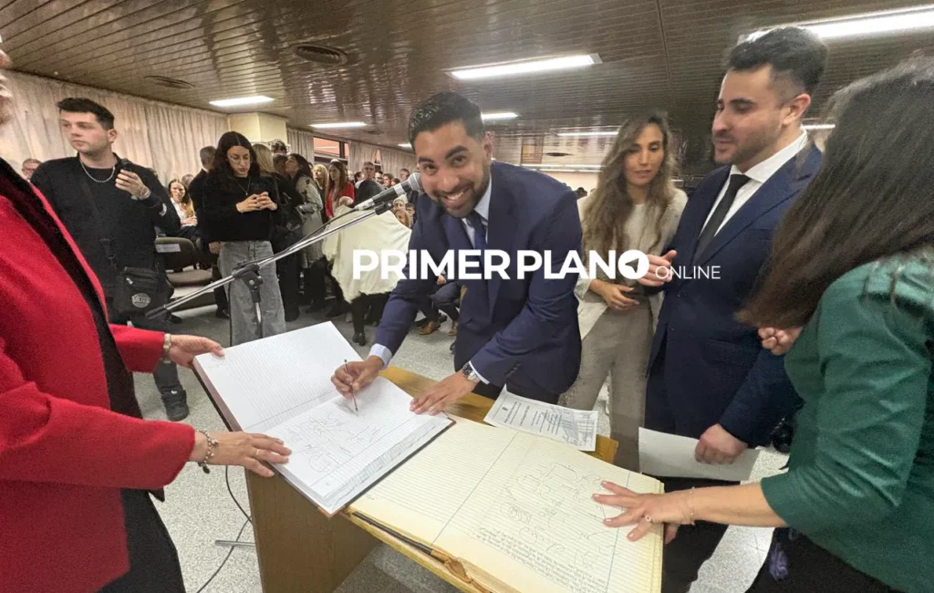 Jura de nuevos funcionarios judiciales en Morón