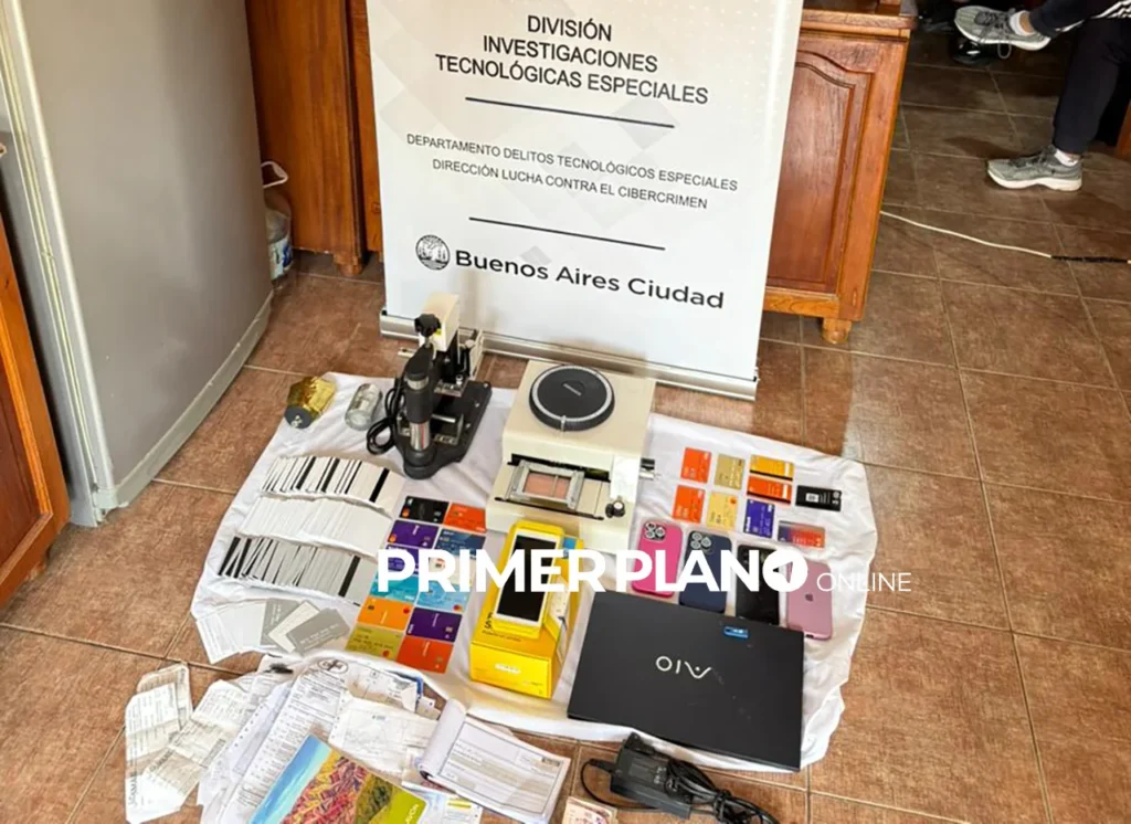 Laboratorio de clonación de tarjetas en Ituzaingó