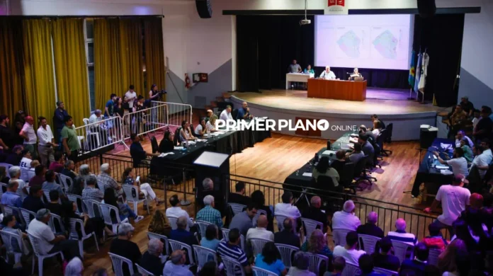 Audiencia pública en Hurlingham