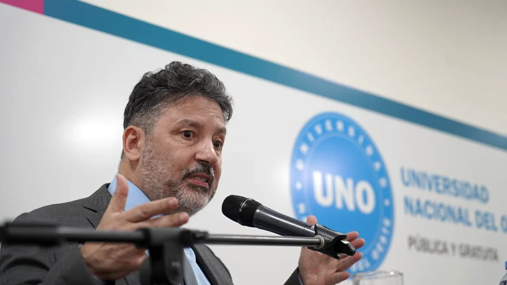 Gustavo Soos nuevo rector de la UNO