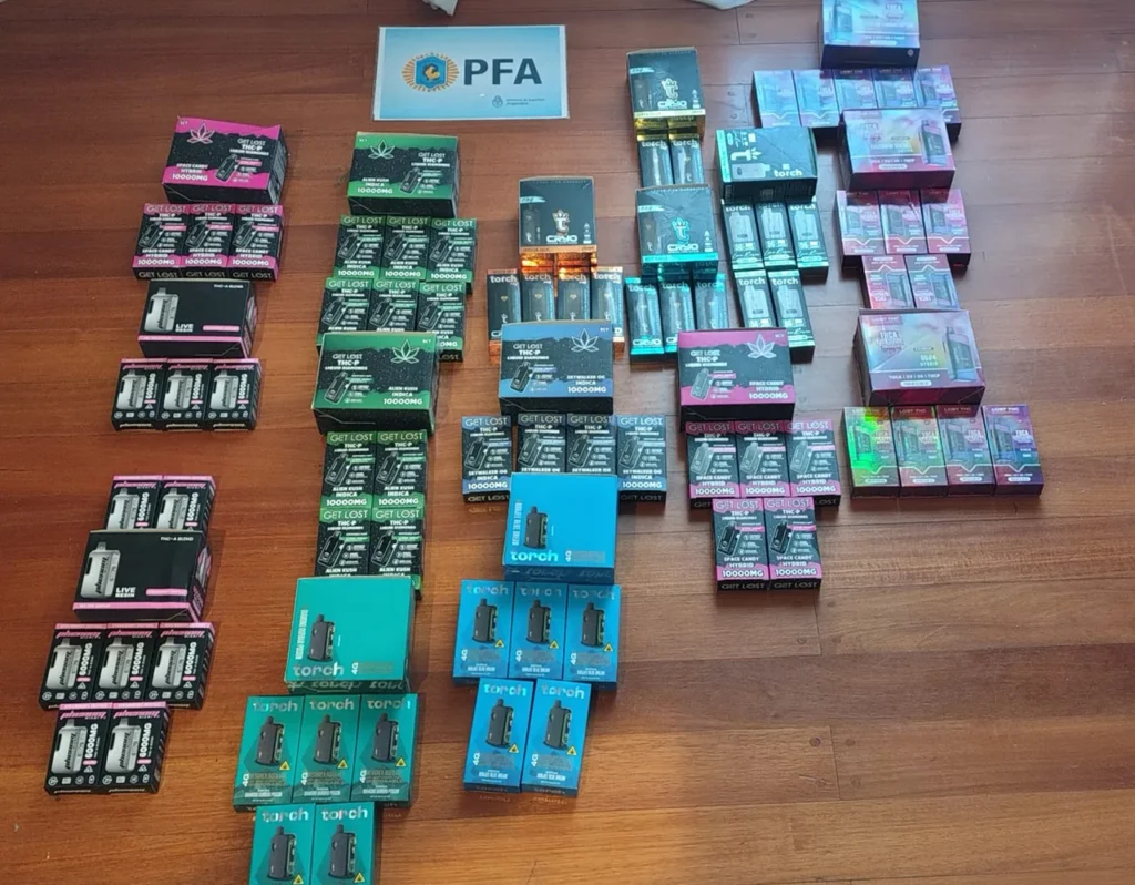 Allanamientos por venta de vapers y productos cannábicos