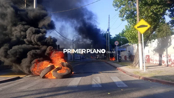 Arde Morón: otra vez no pagaron horas extras