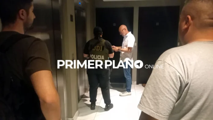 Encontraron una copia del DNI de L-Gante en allanamientos y analizan si está vinculado con una banda estafadora - Image 3